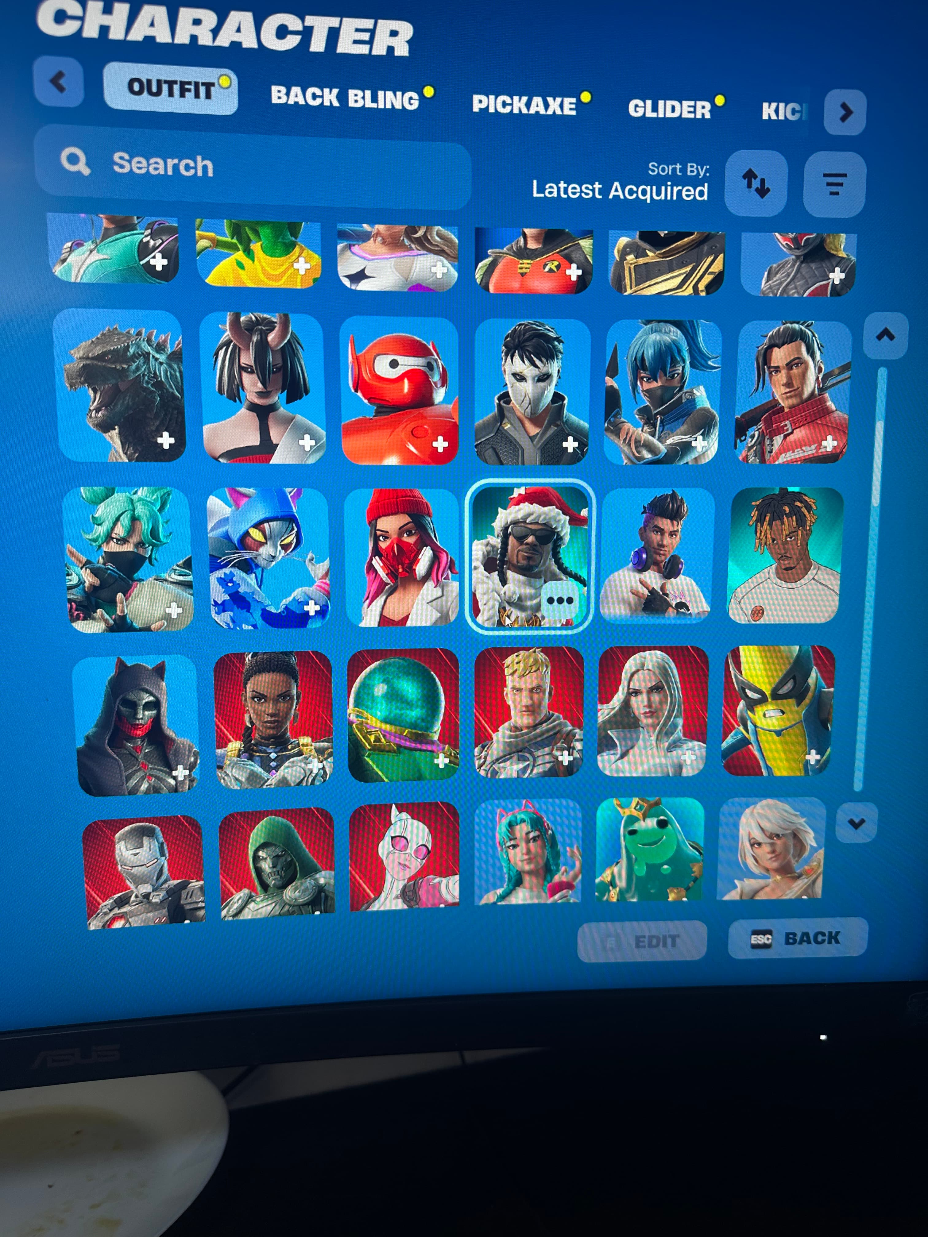 Peter Griffin | Doomslayer | 172 Skins | Chapter 1 Season 3 | Level 2657 | Full Email - Image 44